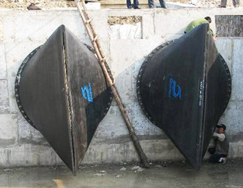 套接式鴨嘴閥施工現(xiàn)場